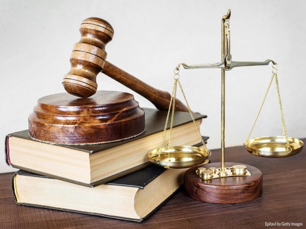 AÇÃO CIVIL: PGE entra com ação de ressarcimento contra policial civil